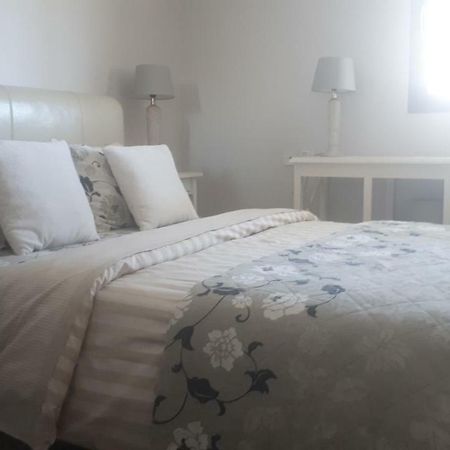 Apartment 2 Bedrooms Central Location أشدود المظهر الخارجي الصورة