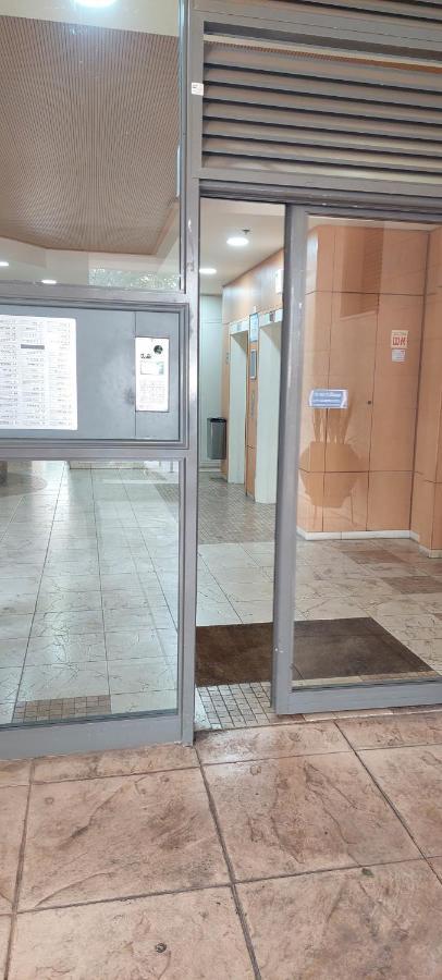 Apartment 2 Bedrooms Central Location أشدود المظهر الخارجي الصورة