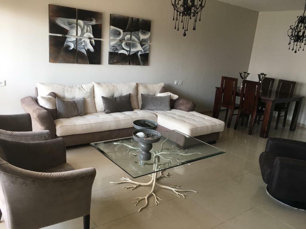 Apartment 2 Bedrooms Central Location أشدود المظهر الخارجي الصورة