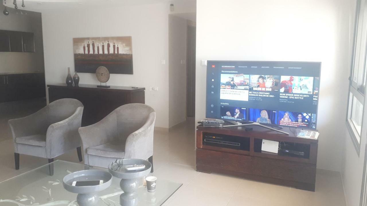 Apartment 2 Bedrooms Central Location أشدود المظهر الخارجي الصورة